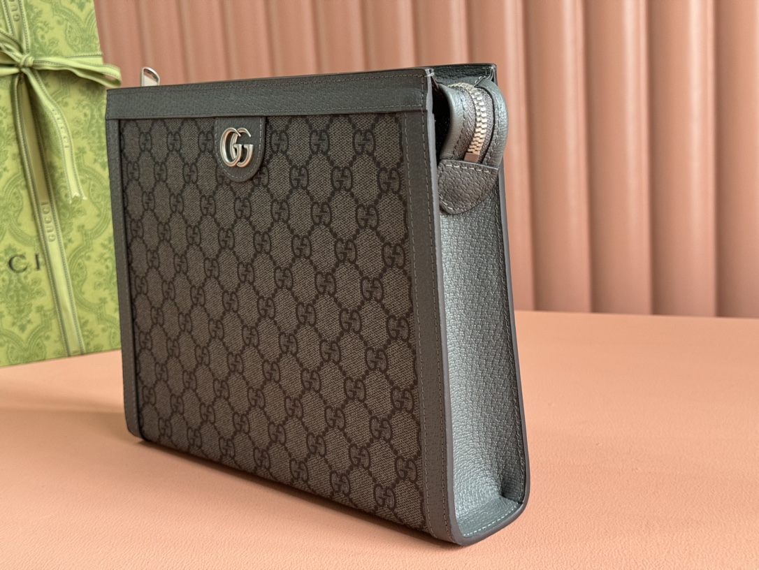 Gucci Clutch Bags